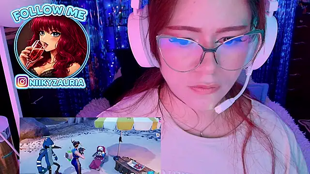 _niiky live cam on StripChat