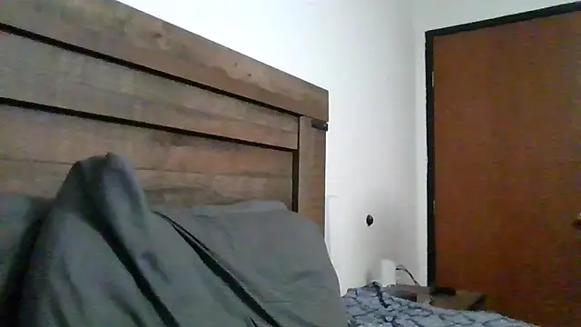 Beaededpainter live cam on StripChat