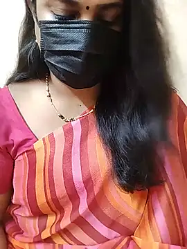 Stephaniee27 live cam on StripChat