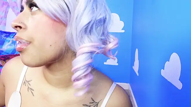 miss___anya webcam