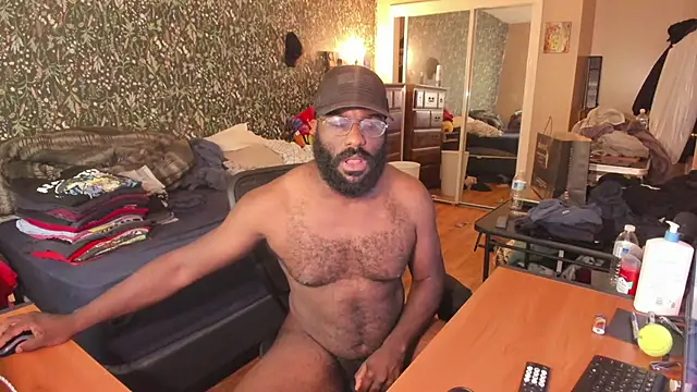 mrchuckdailyxxx (Ask my age) - CUM SHOW AT GOAL
