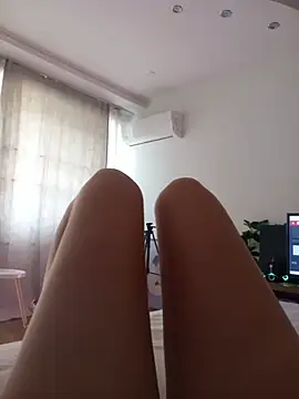 LauraDelightX webcam