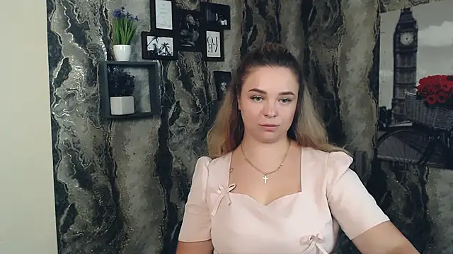 NicoleAura webcam