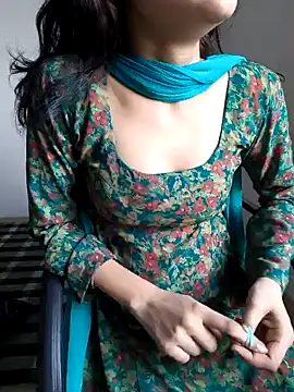 zoya_baby_ webcam