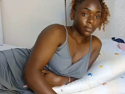 miss_monroee webcam