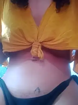 bonequinhaGatinha webcam