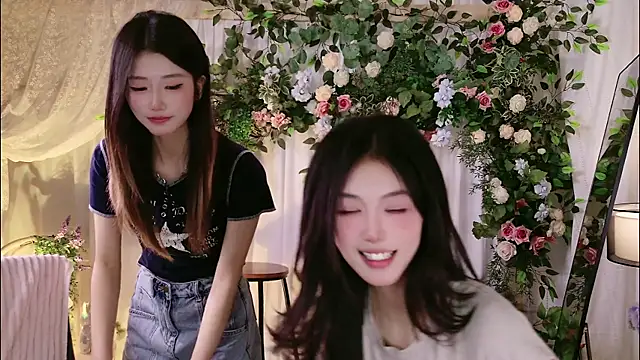 GuLuGroup Live Web Cam Show