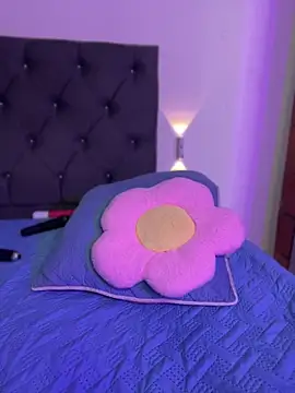 Baby-Angel777 webcam