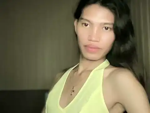 Yourgoddess_jayve webcam