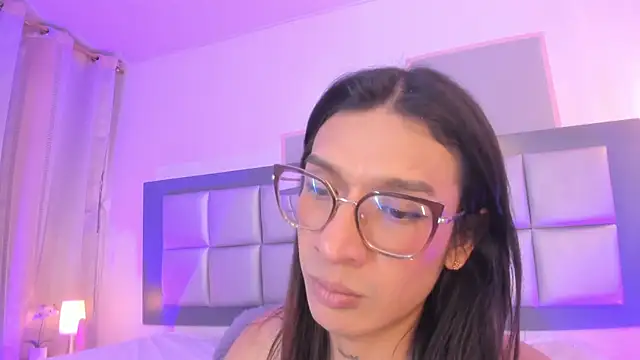 Maddie_Ray Live Web Cam Show