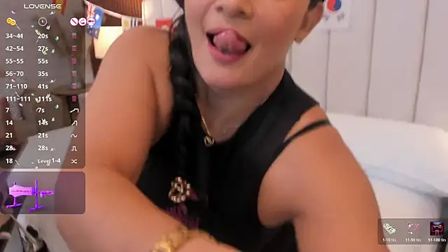 Mommy_Naughty webcam