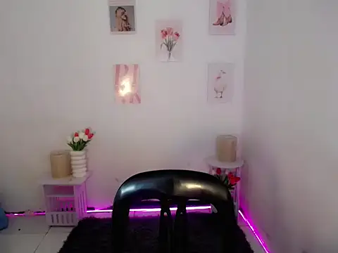 lustfullakim webcam