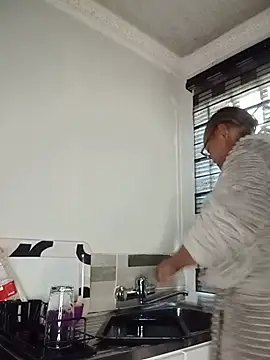 ShantelBootyBoobs webcam