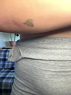 AlisaWhite webcam