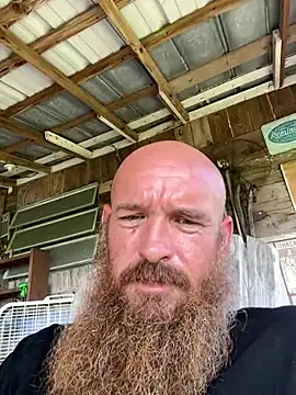 32XRedBeard Live Webcam on Stripchat