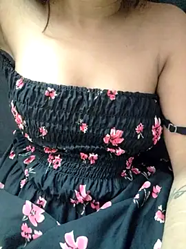 Roshni_98 webcam