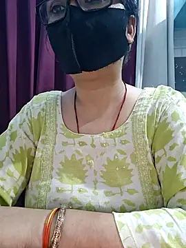 Aishwaryaa_69 webcam