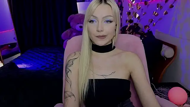 LinaLirian webcam