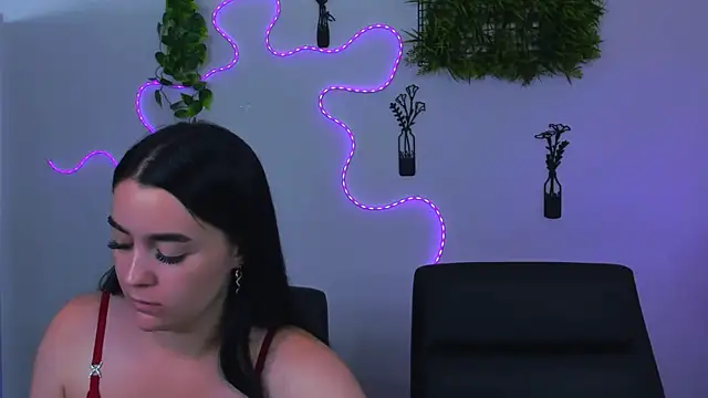 monica_xcx webcam