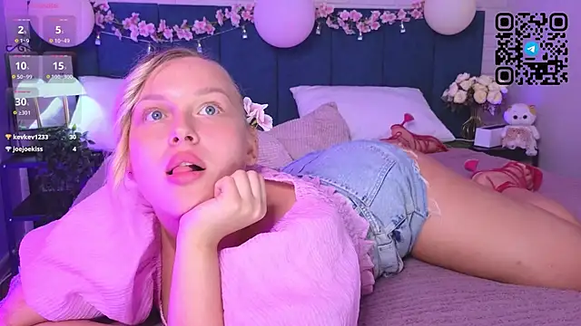angelic_coy webcam