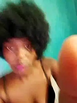 Petite-divaa webcam