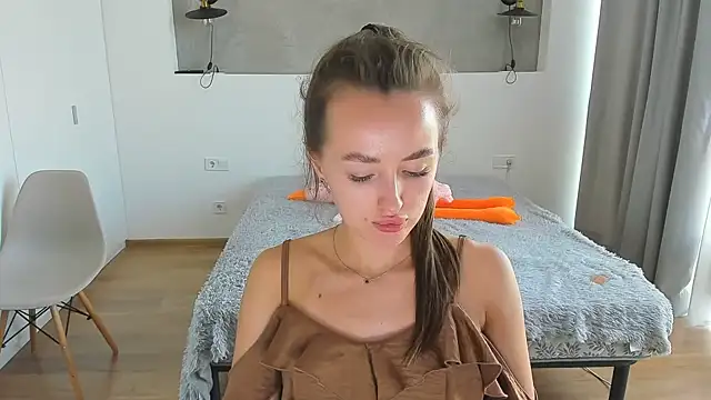 MiaMoll77 webcam