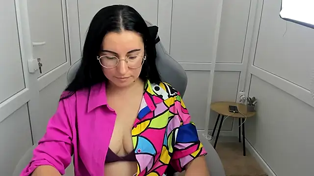 ChloeVibee webcam