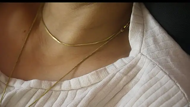 -AyeshaSinghania- webcam