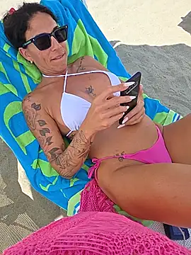 sexy7883 Live Web Cam Show