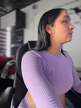 Isabella-Teen webcam