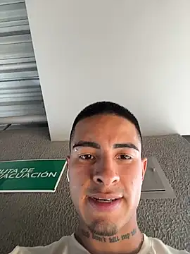 willclayy Live Web Cam Show