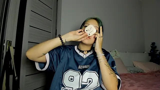 missinfull webcam