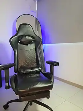 johnjaguar1_ webcam