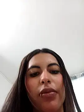 Perla_lovely_ webcam