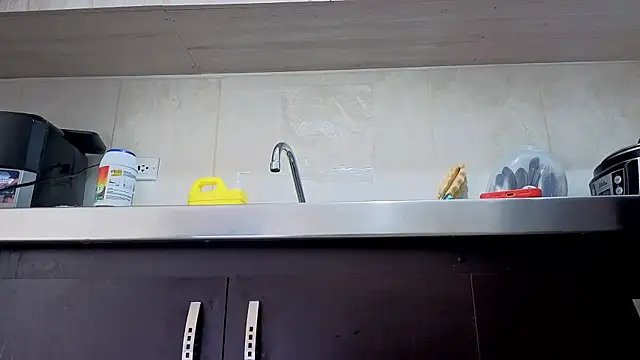 sweetblonde111 webcam