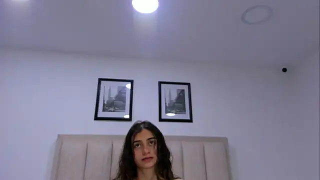 Katalina_Laurent webcam