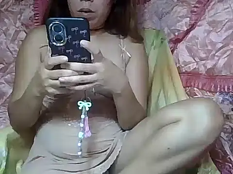 SweetHotFuck webcam