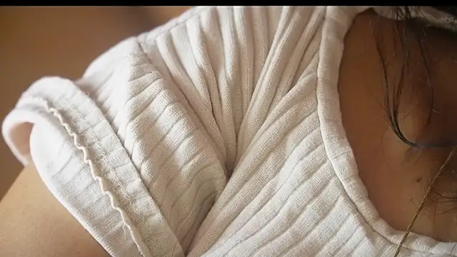 -AyeshaSinghania- webcam