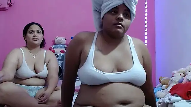 brunnette_hot webcam