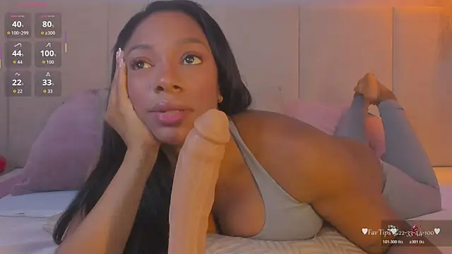 aprilebony_ webcam