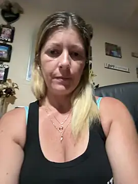 NikkiBlisss webcam