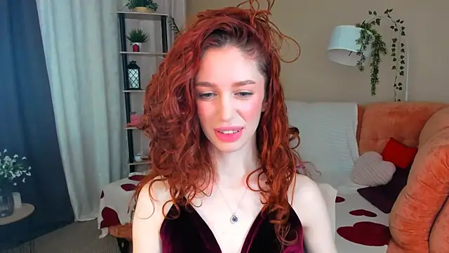 ChristinaConteeree webcam