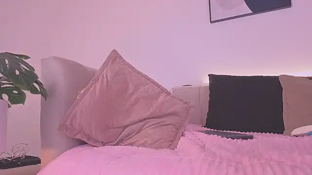 ahri_moon1 webcam
