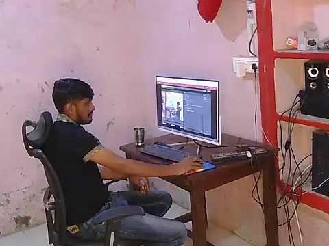 HotXKrish webcam