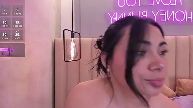 Naomymonroe_ webcam
