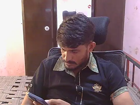 HotXKrish webcam