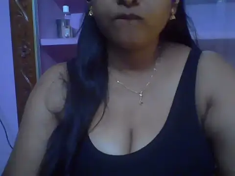 Tamil_Kuttyma webcam