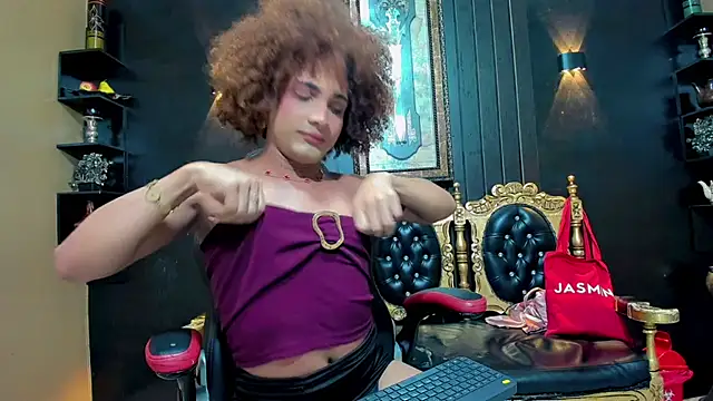 Sharlotte_Jones webcam