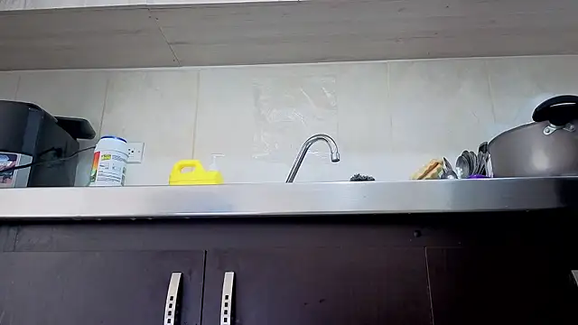 sweetblonde111 webcam