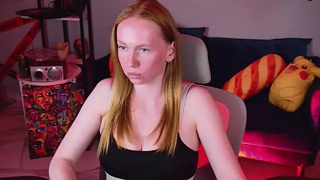 BellaRosewood webcam
